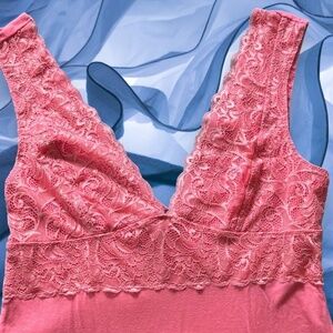Cynthia Rowley Size Medium Deep V Lacy Pink Camisole Tank Soft Stretchy Comfort